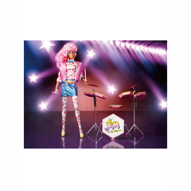 14046 The JEM AND THE HOLOGRAMS™ Collection Raya Alonso2014
