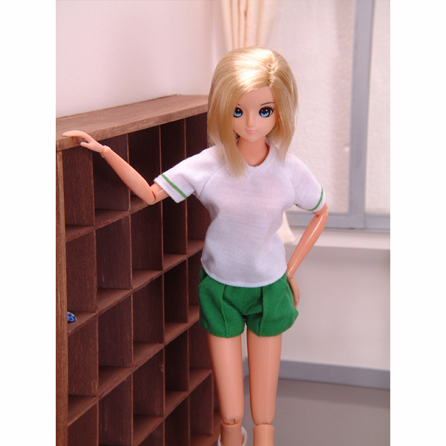 AZONE INTERNATIONAL::衣装・アイテム::商品一覧（ブランド別）