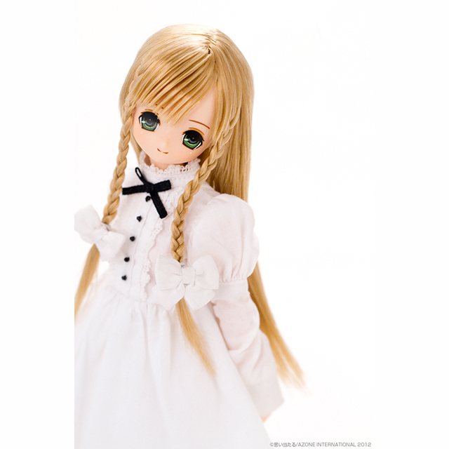 AZONE INTERNATIONAL::えっくす☆きゅーと